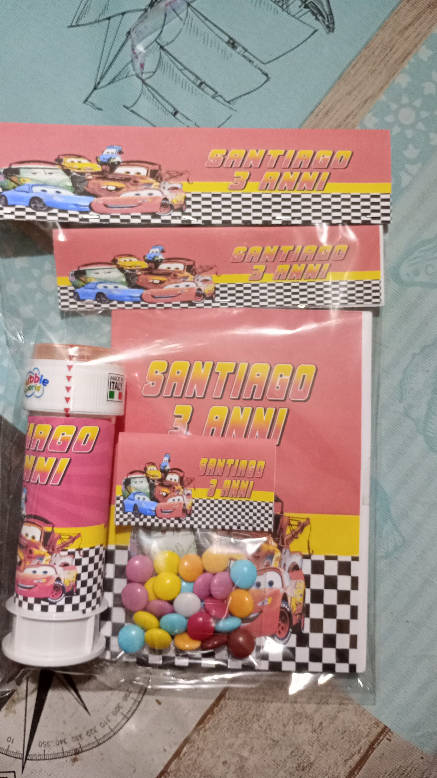 Confezione Bolle,Album e Smarties